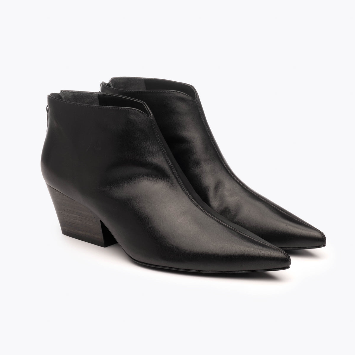 ANDRO ANKLE BOOT in black – UTILITARIAN - Gender Neutral Fashion